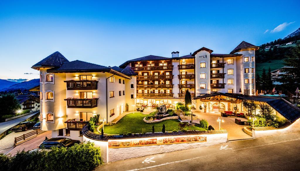 Almhof Hotel Call San Vigilio Di Marebbe Esterno foto