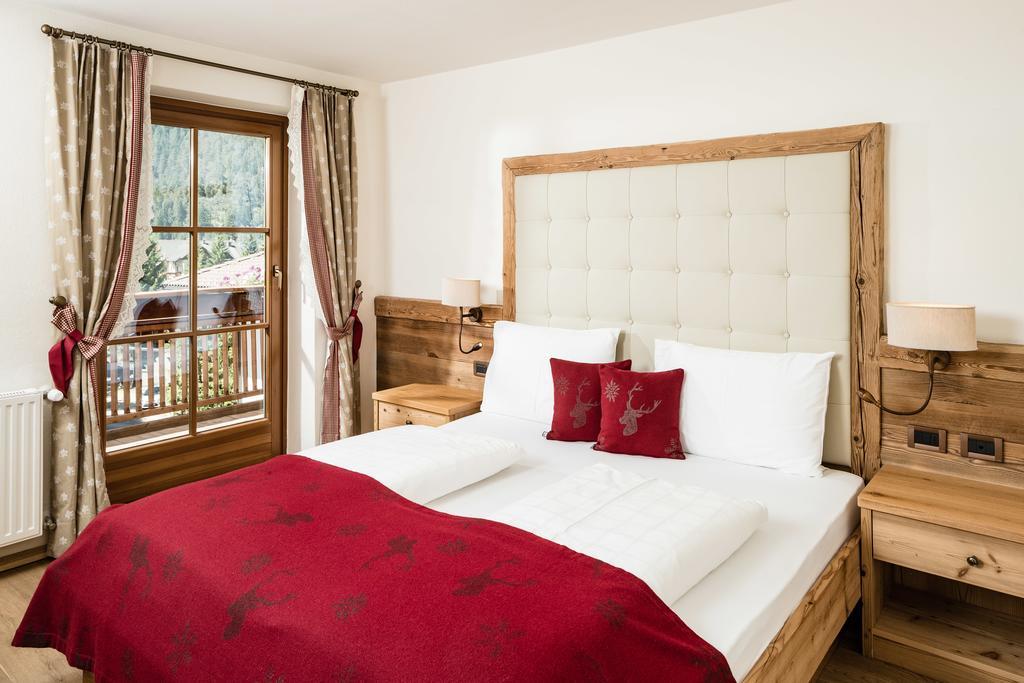 Almhof Hotel Call San Vigilio Di Marebbe Esterno foto