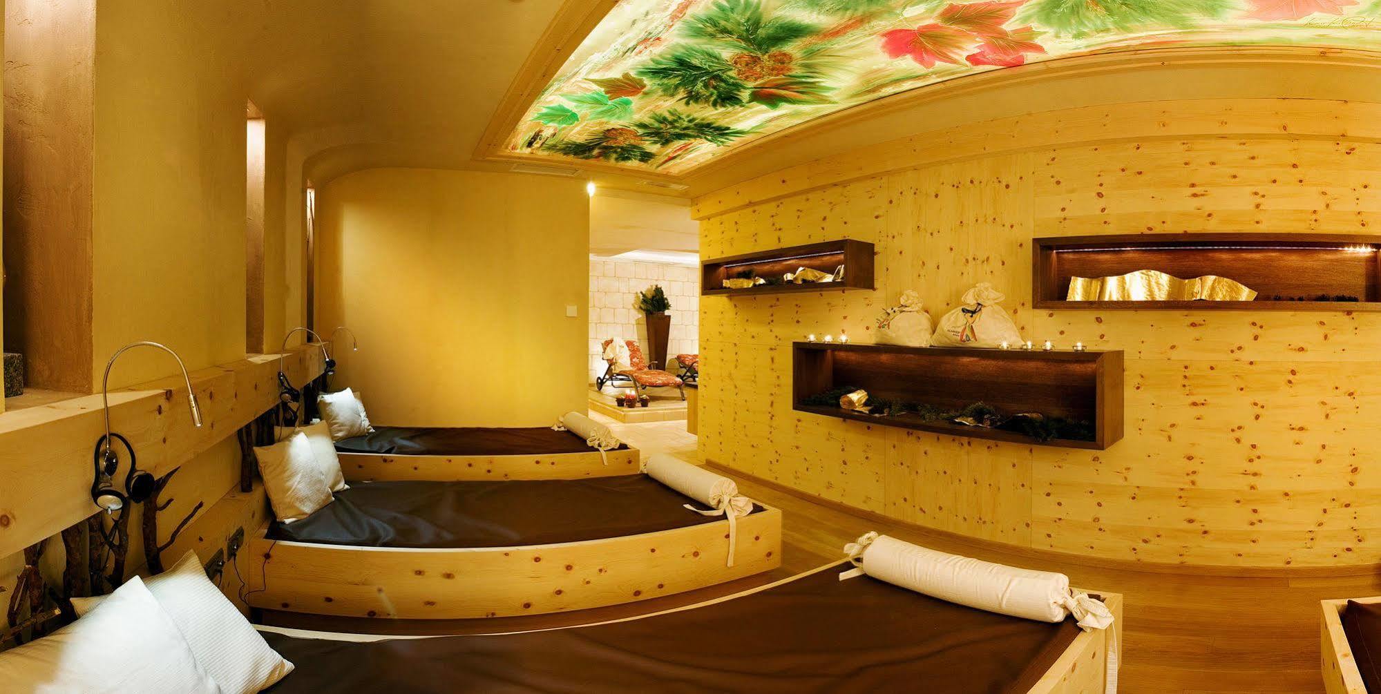 Almhof Hotel Call San Vigilio Di Marebbe Esterno foto