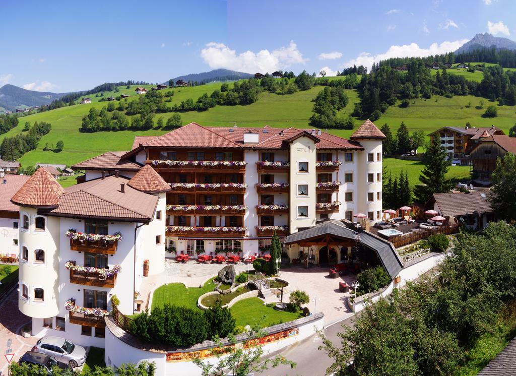 Almhof Hotel Call San Vigilio Di Marebbe Esterno foto
